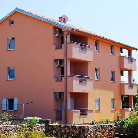 In With Seaview, Balcony, Air Condition, Wifi Apartment *