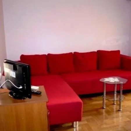 In With Seaview, Balcony, Air Condition, Wifi Apartment